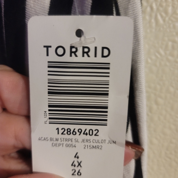 Torrid striped culot jumper ♡ - Picture 5 of 5